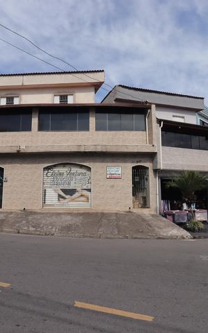 Casa para alugar com 60m², 2 quartos e sem vagaFachada