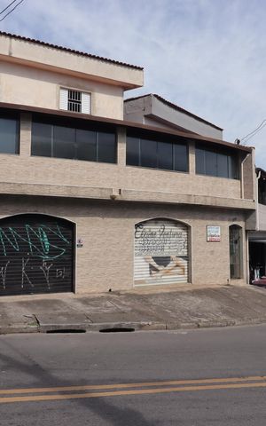 Casa para alugar com 60m², 2 quartos e sem vagaFachada