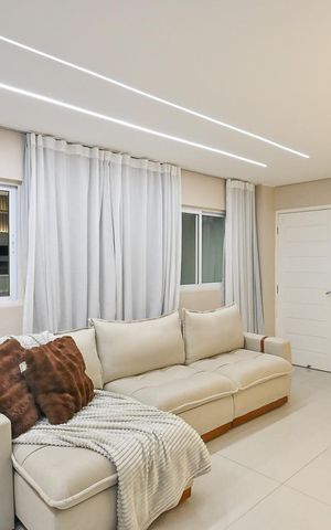 Casa à venda com 160m², 3 quartos e 2 vagasSala