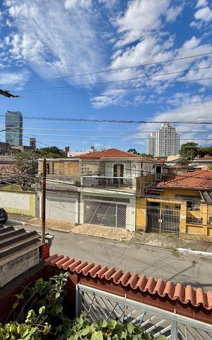 Casa à venda com 200m², 6 quartos e 3 vagas Casa à venda com 200m², 6 quartos e 3 vagasVista Suíte