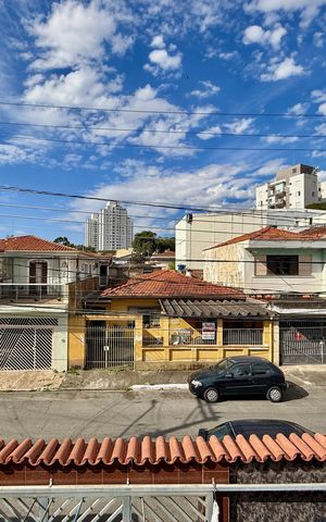 Casa à venda com 200m², 6 quartos e 3 vagas Casa à venda com 200m², 6 quartos e 3 vagasVista Suíte