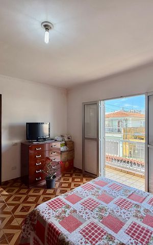 Casa à venda com 200m², 6 quartos e 3 vagas Casa à venda com 200m², 6 quartos e 3 vagasSuíte