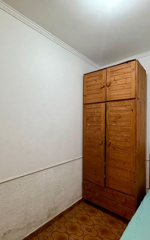 Casa à venda com 200m², 6 quartos e 3 vagas Casa à venda com 200m², 6 quartos e 3 vagasQuarto 4