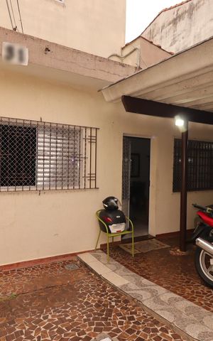 Casa à venda com 138m², 3 quartos e 3 vagasGaragem