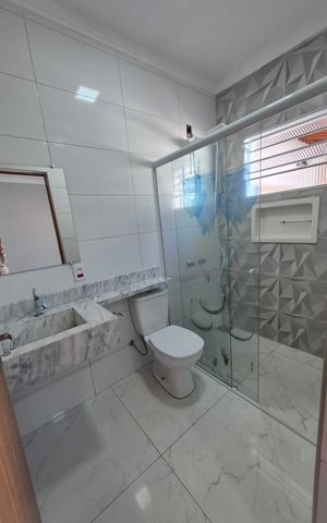 Casa à venda com 200m², 3 quartos e 5 vagasBanheiro