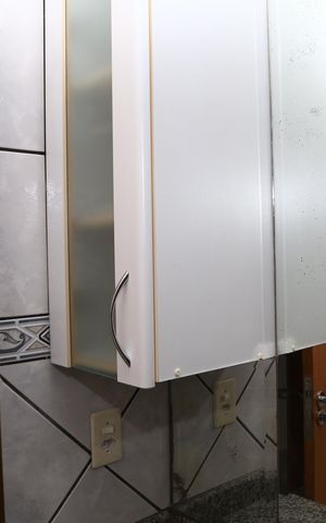 Casa para alugar com 448m², 4 quartos e 5 vagasBanheiro 2
