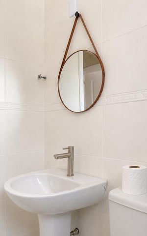 Apartamento à venda com 54m², 2 quartos e 1 vaga Apartamento à venda com 54m², 2 quartos e 1 vagaBanheiro