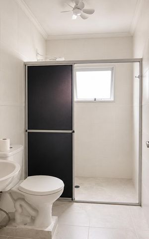 Apartamento à venda com 54m², 2 quartos e 1 vaga Apartamento à venda com 54m², 2 quartos e 1 vagaBanheiro