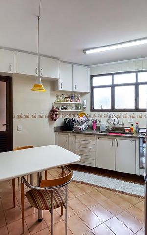 Apartamento para alugar com 126m², 3 quartos e 2 vagas