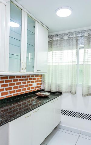 Casa à venda com 274m², 3 quartos e 2 vagas Casa à venda com 274m², 3 quartos e 2 vagasCozinha