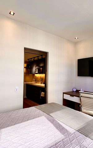 Studio à venda com 43m², 1 quarto e sem vaga Studio à venda com 43m², 1 quarto e sem vagaQuarto