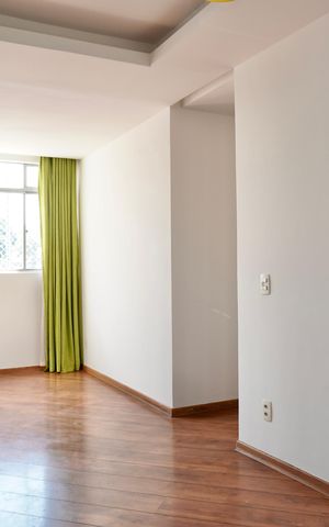 Apartamento à venda com 132m², 3 quartos e 2 vagas Apartamento à venda com 132m², 3 quartos e 2 vagasSala