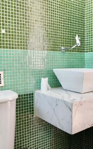 Apartamento à venda com 132m², 3 quartos e 2 vagas Apartamento à venda com 132m², 3 quartos e 2 vagasBanheiro Social 2 - Cobertura