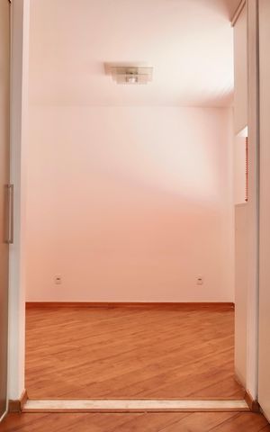 Apartamento à venda com 132m², 3 quartos e 2 vagas Apartamento à venda com 132m², 3 quartos e 2 vagasSuíte