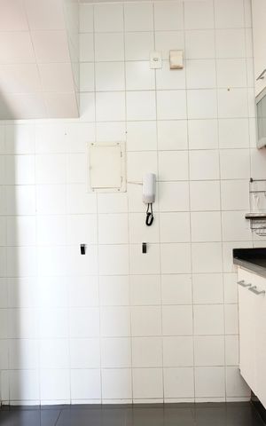 Apartamento à venda com 132m², 3 quartos e 2 vagas Apartamento à venda com 132m², 3 quartos e 2 vagasCozinha