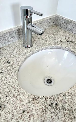 Apartamento para alugar com 62m², 2 quartos e 2 vagas Apartamento para alugar com 62m², 2 quartos e 2 vagasBanheiro da Suíte