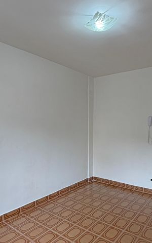 Studio para alugar com 29m², 1 quarto e sem vagaSala/Quarto