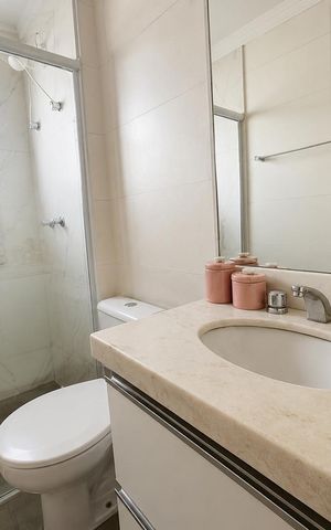 Casa de condomínio à venda com 150m², 3 quartos e 2 vagas Casa de condomínio à venda com 150m², 3 quartos e 2 vagasBanheiro