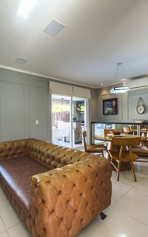 Casa de condomínio à venda com 150m², 3 quartos e 2 vagas Casa de condomínio à venda com 150m², 3 quartos e 2 vagasÁrea externa
