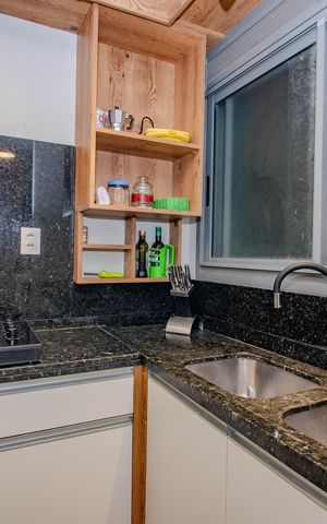 Apartamento para alugar com 98m², 2 quartos e 2 vagas Apartamento para alugar com 98m², 2 quartos e 2 vagasCozinha e Área de Serviço
