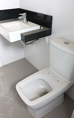 Apartamento à venda com 119m², 3 quartos e 2 vagasBanheiro social