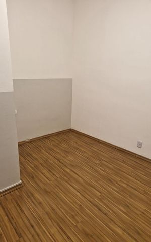 Casa à venda com 224m², 3 quartos e 2 vagas Casa à venda com 224m², 3 quartos e 2 vagasQuarto