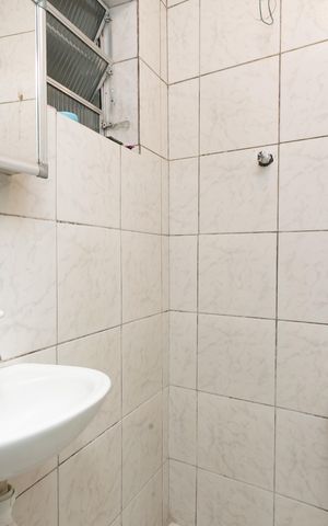 Casa para alugar com 90m², 2 quartos e 1 vaga Casa para alugar com 90m², 2 quartos e 1 vagaBanheiro