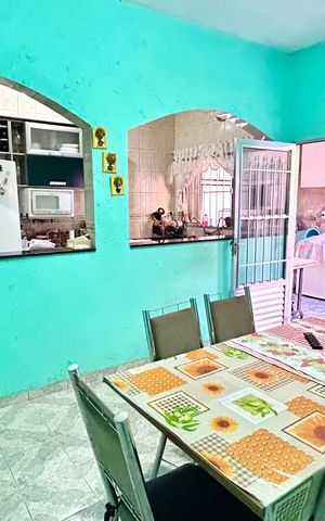 Casa à venda com 161m², 3 quartos e 2 vagasCozinha
