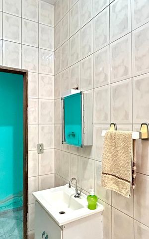 Casa à venda com 161m², 3 quartos e 2 vagasBanheiro 2