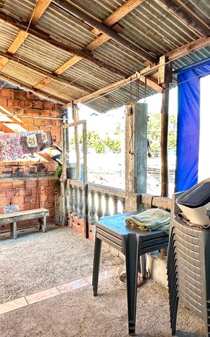 Casa à venda com 161m², 3 quartos e 2 vagasChurrasqueira