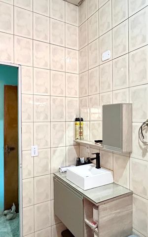 Casa à venda com 161m², 3 quartos e 2 vagasBanheiro 1