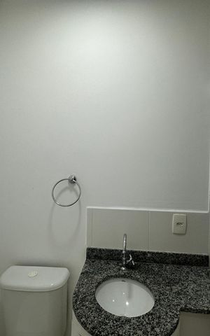 Apartamento à venda com 67m², 3 quartos e 2 vagas Apartamento à venda com 67m², 3 quartos e 2 vagasBanheiro Social