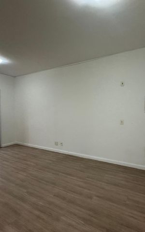 Apartamento à venda com 67m², 3 quartos e 2 vagas Apartamento à venda com 67m², 3 quartos e 2 vagasSala