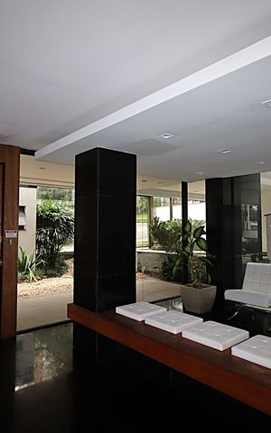 Apartamento à venda com 123m², 3 quartos e 2 vagasÁrea comum - Hall de entrada