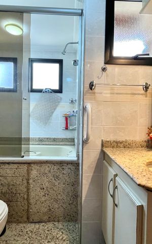 Apartamento à venda com 125m², 3 quartos e 2 vagasBanheiro da Suíte