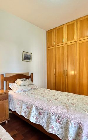 Apartamento à venda com 125m², 3 quartos e 2 vagasQuarto 2