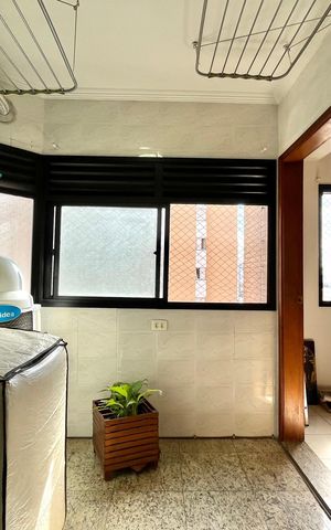 Apartamento à venda com 125m², 3 quartos e 2 vagasÁrea de Serviço