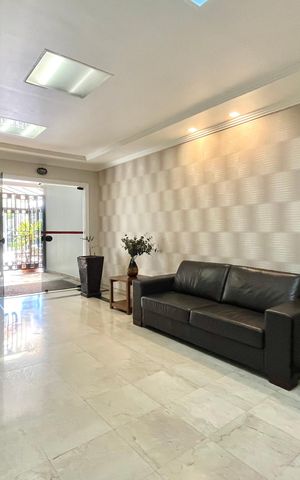 Apartamento à venda com 125m², 3 quartos e 2 vagasHall social