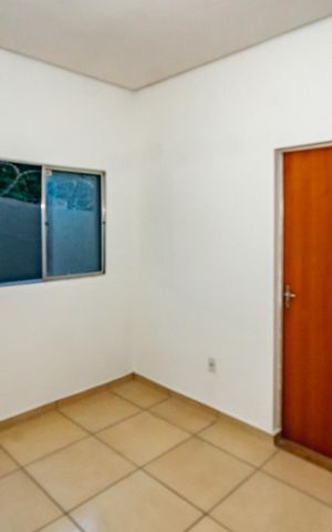 Casa para alugar com 60m², 2 quartos e 1 vagaSala