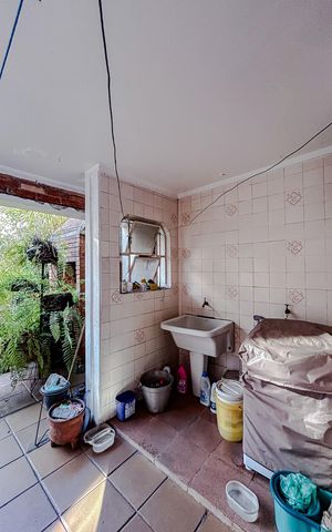 Casa à venda com 111m², 2 quartos e 2 vagasÁrea de Serviço