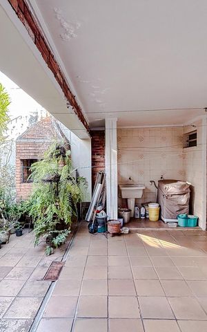 Casa à venda com 111m², 2 quartos e 2 vagasGaragem