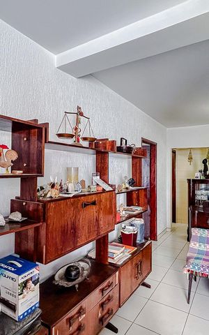 Casa à venda com 111m², 2 quartos e 2 vagasSala