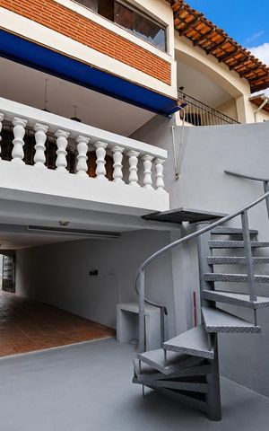 Casa à venda com 113m², 2 quartos e 2 vagasÁrea externa