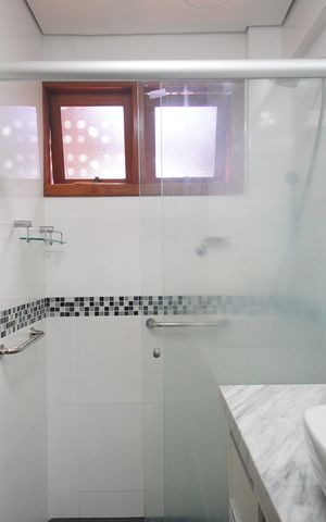 Apartamento para alugar com 90m², 2 quartos e sem vagaBanheiro