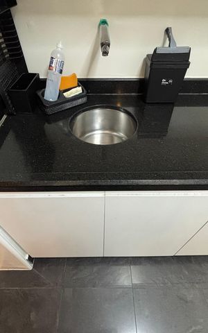 Apartamento à venda com 43m², 1 quarto e 1 vaga Apartamento à venda com 43m², 1 quarto e 1 vagaCozinha
