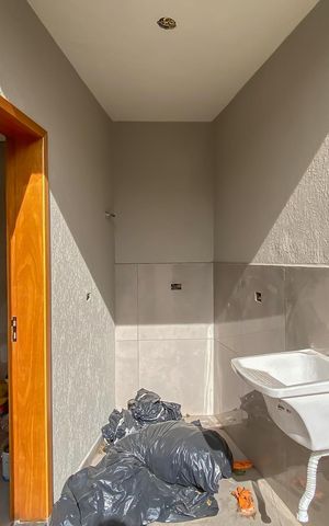 Casa à venda com 65m², 2 quartos e 2 vagas Casa à venda com 65m², 2 quartos e 2 vagasÁrea de Serviço