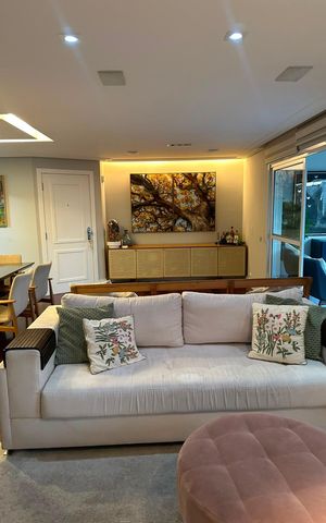 Apartamento à venda com 120m², 3 quartos e 2 vagasSala