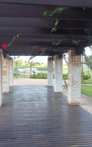 Casa à venda com 690m², 4 quartos e 6 vagas