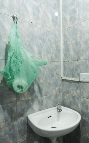 Casa para alugar com 50m², 1 quarto e sem vaga Casa para alugar com 50m², 1 quarto e sem vagaBanheiro