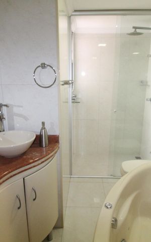 Apartamento para alugar com 120m², 3 quartos e 2 vagasBanheiro da Suíte